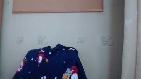 Snapshot of karolhorny96 chatting on 10/18/25, 08:04 Karol online show from 10/18/25, 08:04