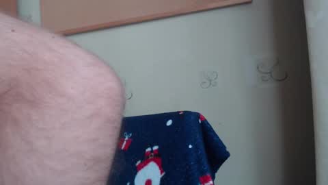 Snapshot of karolhorny96 chatting on 10/27/25, 08:07 Karol online show from 10/27/25, 08:07