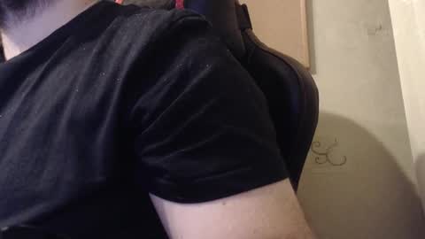 Snapshot of karolhorny96 chatting on 10/30/25, 09:48 Karol online show from 10/30/25, 09:48