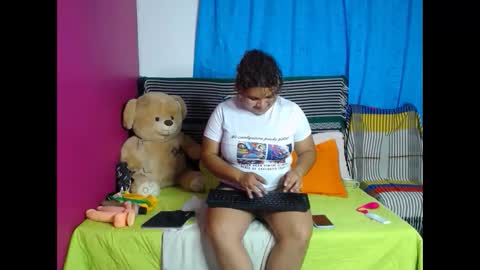 Snapshot of karolhot916 chatting on 02/18/25, 02:49 karol online show from 02/18/25, 02:49