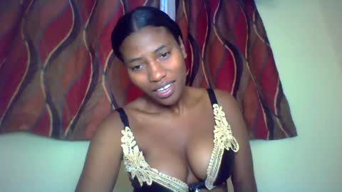 karoliee online show from 06/19/26, 11:03
