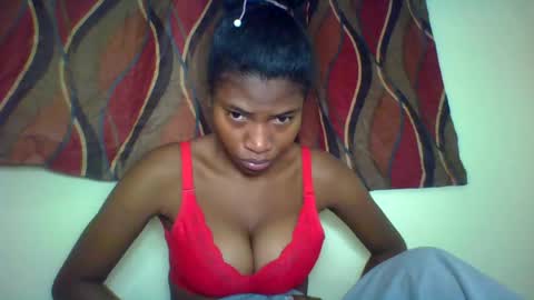 karoliee online show from 07/20/26, 02:30