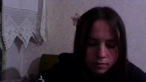 Karolina online show from 09/11/25, 07:47