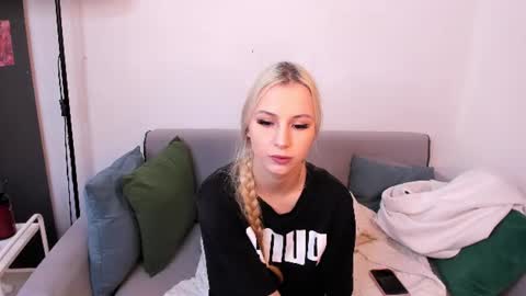 karolina_brand online show from 07/11/26, 02:25