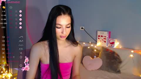 Snapshot of karolina_hottie_ chatting on 04/02/26, 01:58 Kira online show from 04/02/26, 01:58