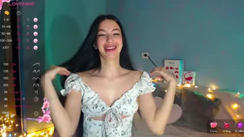 Snapshot of karolina_hottie_ chatting on 05/09/26, 01:55 Kira online show from 05/09/26, 01:55