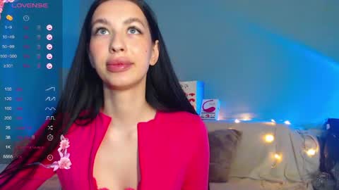 Snapshot of karolina_hottie_ chatting on 05/18/26, 04:07 Kira online show from 05/18/26, 04:07
