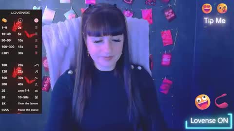 Caroline online show from 12/19/25, 12:23