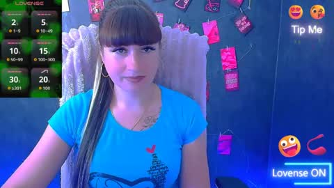 Caroline online show from 06/18/26, 05:41