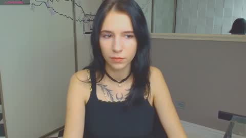 Karolina online show from 12/08/24, 06:43