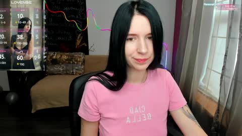 Snapshot of karolinablack chatting on 04/04/26, 05:38 Karolina online show from 04/04/26, 05:38