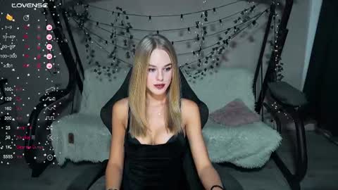 KarolinaHayes online show from 07/24/26, 04:49