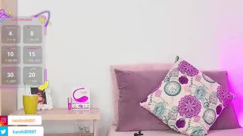 karolinahill online show from 10/20/25, 03:34