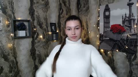 Karolina online show from 12/13/24, 01:33