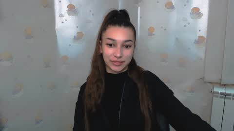 Karolina online show from 12/14/24, 08:13