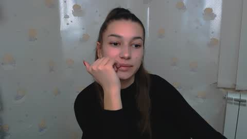 Karolina online show from 12/14/24, 11:18