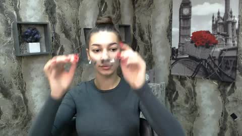 Karolina online show from 12/15/24, 06:07