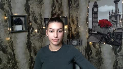Karolina online show from 12/15/24, 09:35