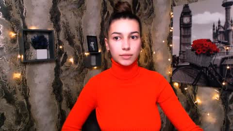Karolina online show from 12/24/24, 10:28