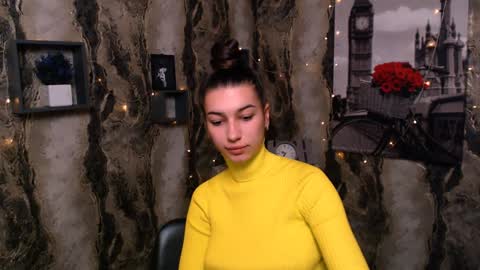 Karolina online show from 12/26/24, 05:04