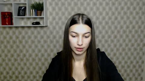 Karolina online show from 12/28/24, 01:39