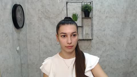 Karolina online show from 01/03/25, 06:55