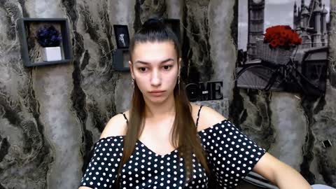 Karolina online show from 01/13/25, 05:55