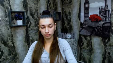 Karolina online show from 01/17/25, 03:23