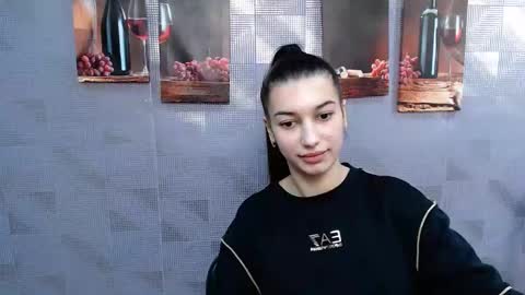Karolina online show from 01/24/25, 10:21