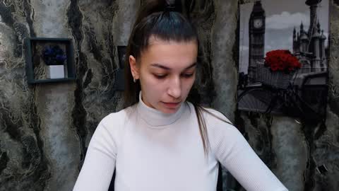 Karolina online show from 01/28/25, 10:45