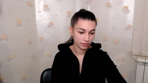 Karolina online show from 02/04/25, 10:00