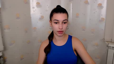 Karolina online show from 02/08/25, 10:07