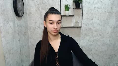 Karolina online show from 02/09/25, 06:54