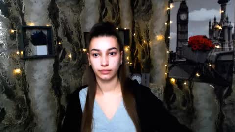 Karolina online show from 02/18/25, 07:32