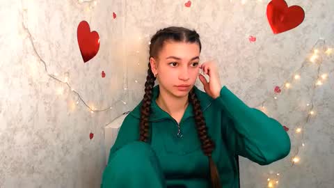 Karolina online show from 02/24/25, 10:26