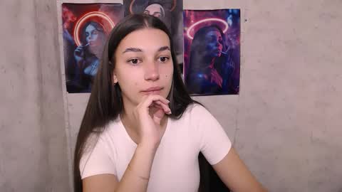 Karolina online show from 09/22/25, 05:20