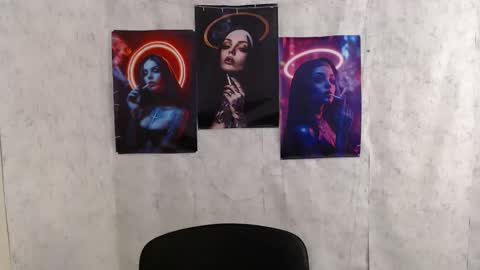 Karolina online show from 10/04/25, 05:38