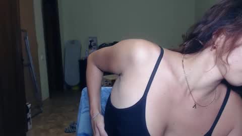 Mila online show from 12/03/24, 07:32