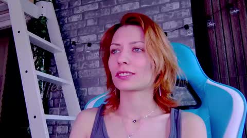 karoline121 online show from 02/15/25, 07:16