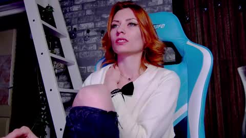 karoline121 online show from 02/19/25, 09:36