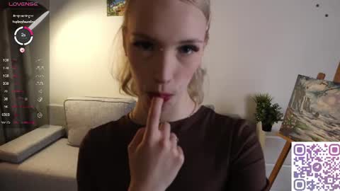 Karoline online show from 06/10/26, 10:19