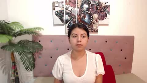 Isa online show from 03/09/25, 01:56