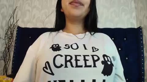 Snapshot of karolineburnx chatting on 02/20/26, 08:16 Isa online show from 02/20/26, 08:16