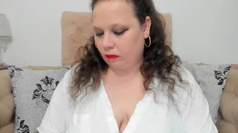 KarolineJoyy online show from 02/15/26, 07:54