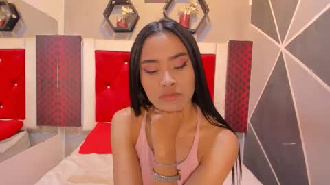 Karol online show from 11/18/25, 12:20