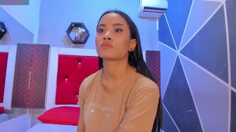 Karol online show from 11/24/25, 12:05