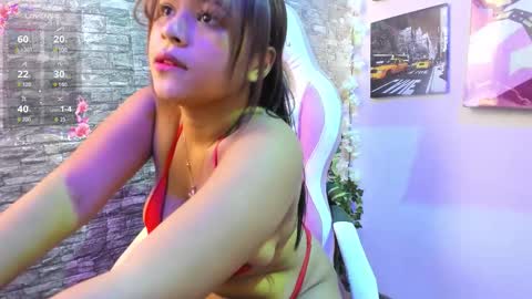 Snapshot of karoll__sex chatting on 11/30/25, 01:04 KAROLL online show from 11/30/25, 01:04