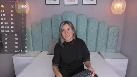 Karol Santos online show from 12/17/24, 07:29