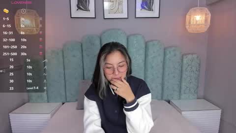 Karol Santos online show from 02/23/25, 03:56