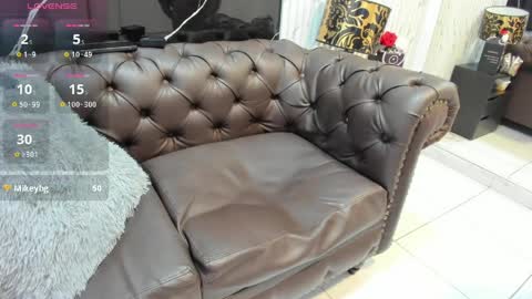My name is  Miss Karol online show from 06/04/26, 11:27